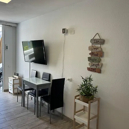 Sunny With Terrace Coastal Area South Arona Apartmán